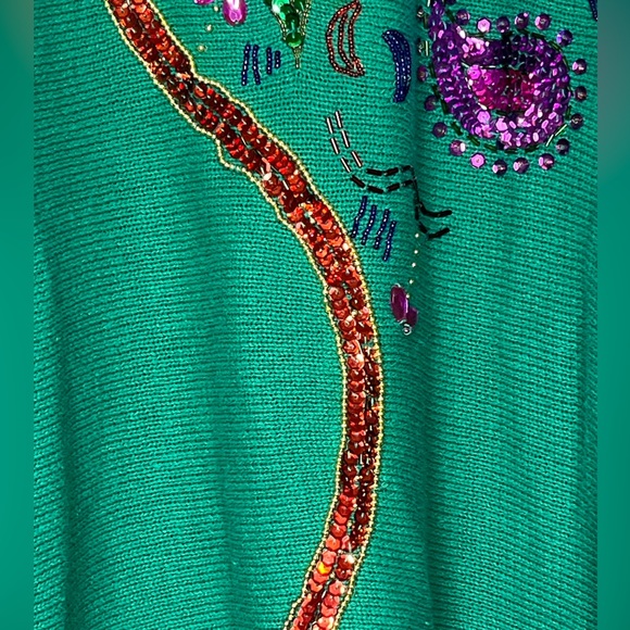 NEW Diana Marco Women's Plus Size Sequin Beaded Sweater Green Purple Size 24 - Picture 4 of 14